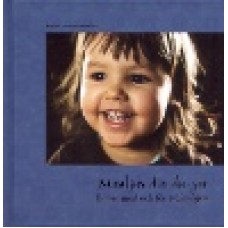 Hesslefors Persson, Kerstin : Månljus där du går - böner med och för tvååringen